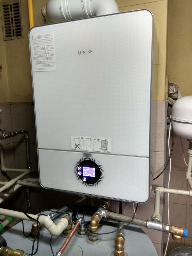 Montaż pieców gazowych Kraków – instalacja z odprowadzeniem spalin